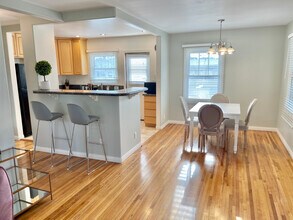 917 W 29th Pl in San Pedro, CA - Foto de edificio - Building Photo