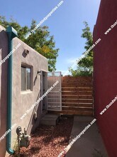 1225 San Mateo Blvd SE in Albuquerque, NM - Building Photo - Building Photo