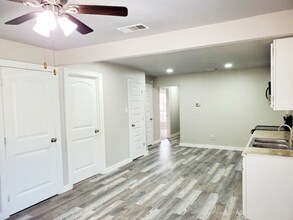 1623 E Waco Ave in Dallas, TX - Building Photo - Building Photo