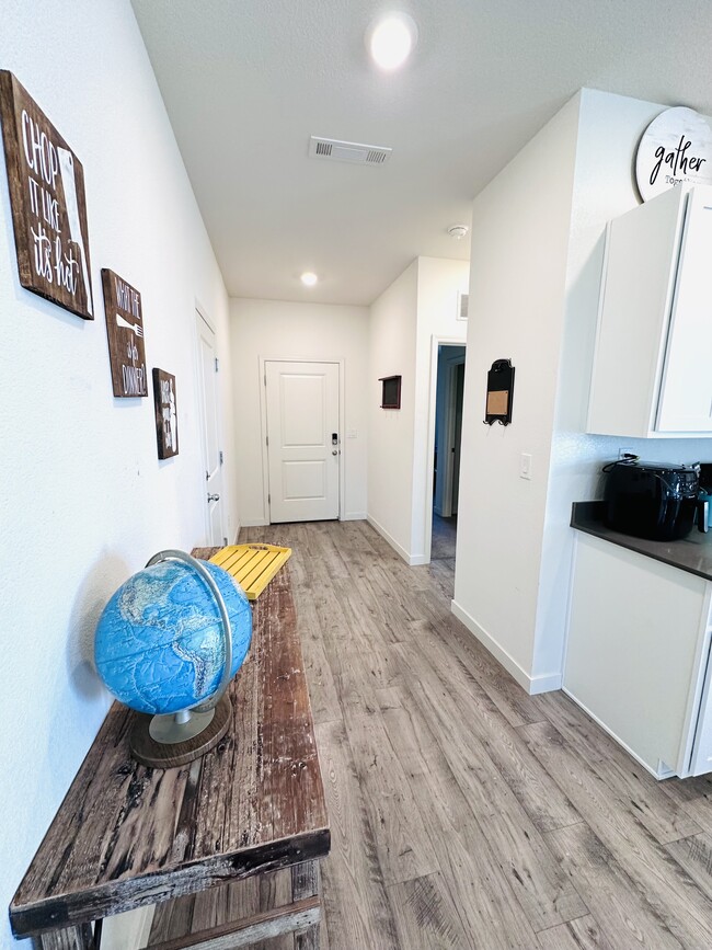 950 Kathryn Ct, Unit 1 in Fernley, NV - Building Photo - Building Photo