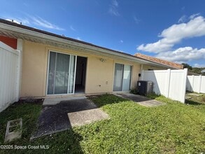 635 Angela Ln in Titusville, FL - Building Photo - Building Photo