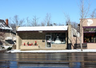 7382 E Main St in Reynoldsburg, OH - Foto de edificio - Building Photo