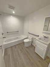 5308 Sepulveda Blvd, Unit 108 in Los Angeles, CA - Building Photo - Building Photo