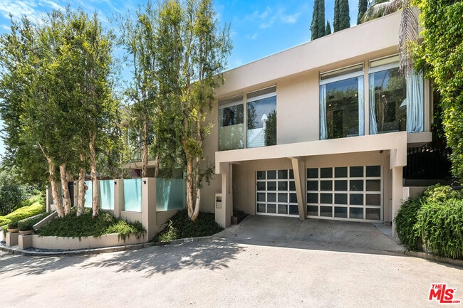 1331 Cordell Pl in Los Angeles, CA - Building Photo - Building Photo