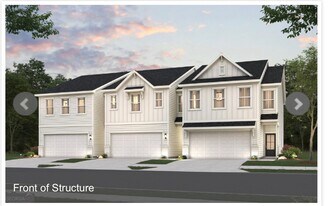 7258 1st St in Flowery Branch, GA - Building Photo