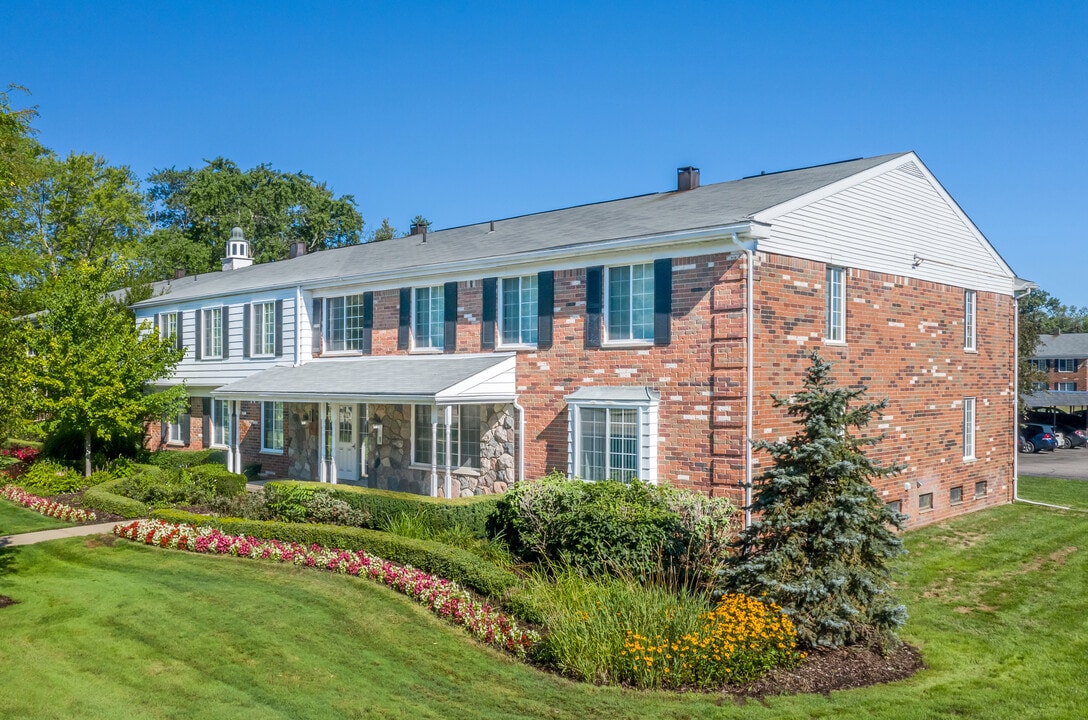 Great Oaks Apartments in Rochester, MI - Foto de edificio
