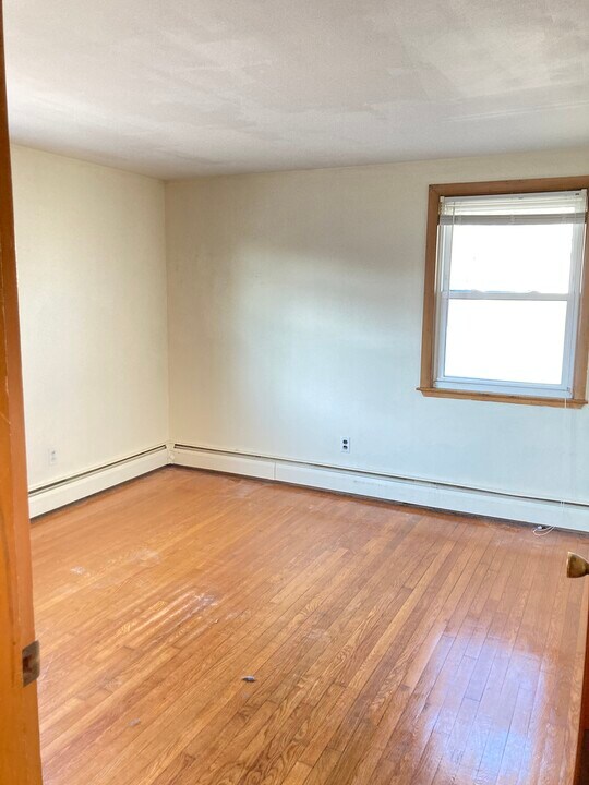 55 Kendall St in Quincy, MA - Building Photo