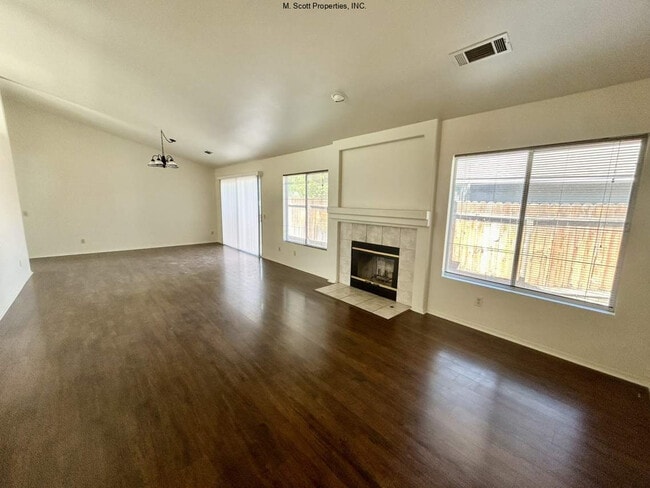 1779 Birch Ct in Minden, NV - Building Photo - Building Photo