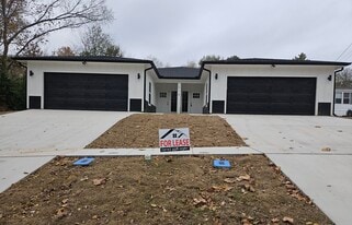 514 E Chase St in Athens, TX - Building Photo