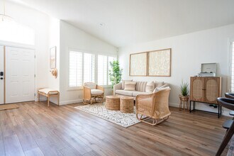 45150 Birchcrest Cir in La Quinta, CA - Building Photo - Building Photo