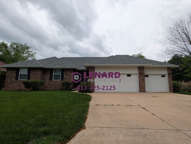 1504 E Bingham St in Ozark, MO - Building Photo - Building Photo