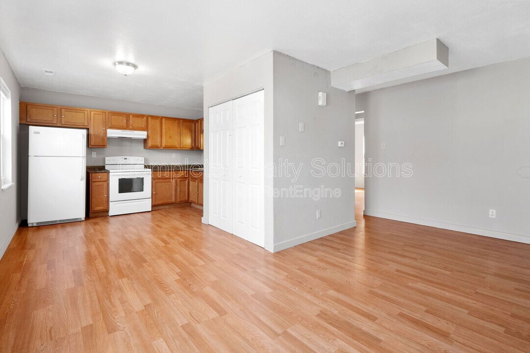 334 Mt Everest Dr in Fenton, MO - Foto de edificio