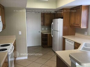 5657 25th St Cir E in Bradenton, FL - Foto de edificio - Building Photo