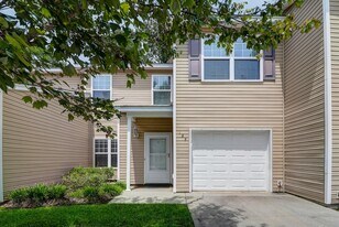 165 Grand Oaks Dr in Ladson, SC - Building Photo
