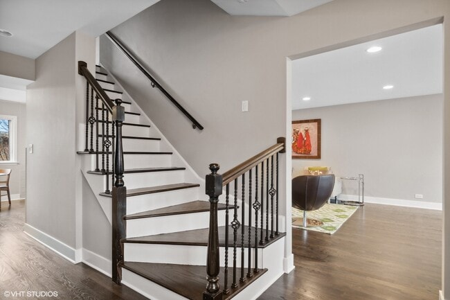 384 Hastings Ave in Highland Park, IL - Building Photo - Building Photo