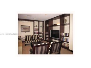 3600 Yacht Club Dr in Aventura, FL - Foto de edificio - Building Photo