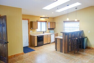 330 Wilderness Dr in Breckenridge, CO - Building Photo - Building Photo