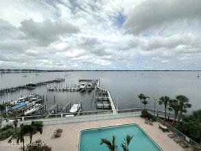 102 Riverside Dr in Cocoa, FL - Building Photo - Building Photo