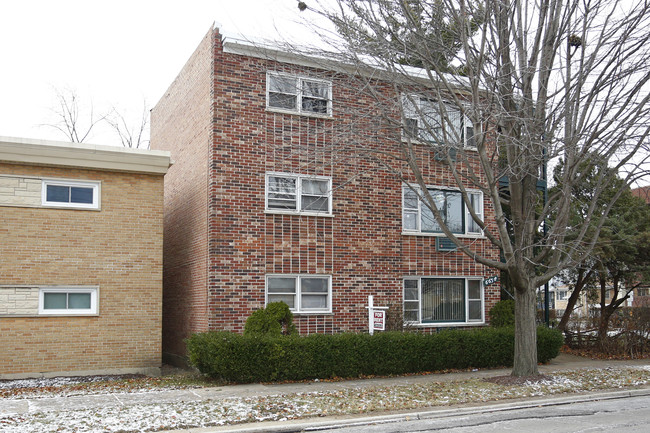 Windsor Apartments in Berwyn, IL - Building Photo - Building Photo