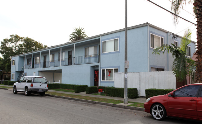 539 Coronado Ave in Long Beach, CA - Building Photo - Building Photo