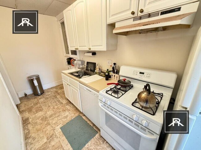 28 Park Vale Ave in Boston, MA - Building Photo - Building Photo