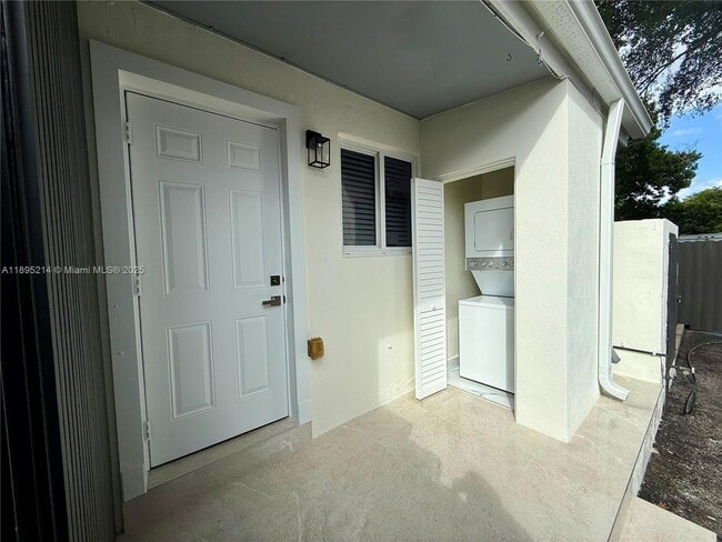 4315 NW 24th Ave in Miami, FL - Building Photo - Building Photo