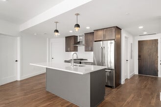 60 Hichborn St in Boston, MA - Building Photo - Building Photo
