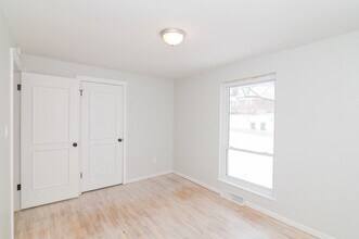 2113 Melody Dr in Jefferson City, MO - Building Photo - Building Photo