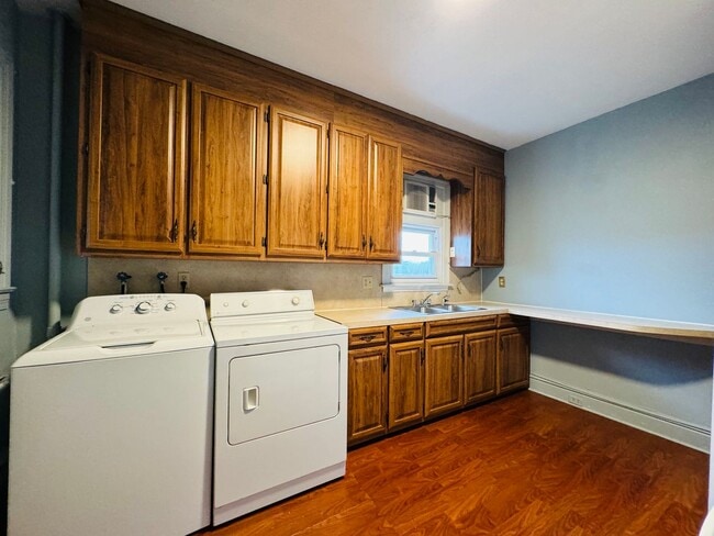property at 1369 W Market St