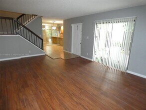 5819 Swordfish Ct-Unit -A in Tamarac, FL - Building Photo - Building Photo
