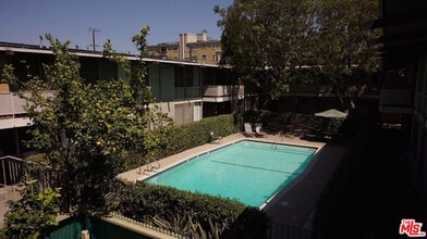 11131 Rose Blvd in Los Angeles, CA - Building Photo - Building Photo