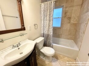 178 Hillside St, Unit 4 in Boston, MA - Building Photo - Building Photo