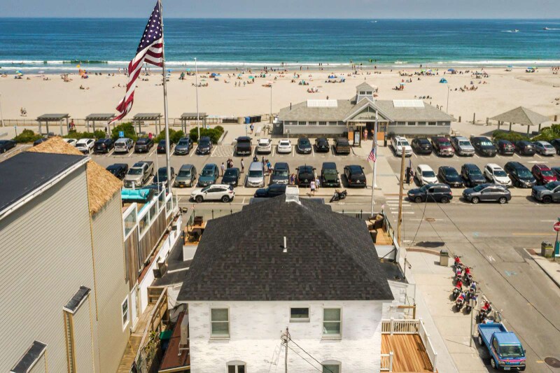 67 Ocean Blvd in Hampton, NH - Building Photo