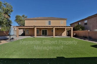 3055 E San Manuel Rd in Queen Creek, AZ - Foto de edificio - Building Photo