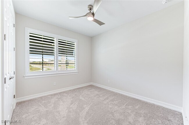 property at 475 Polihale Wy