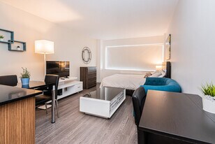 3527 Rue de la Montagne in Montréal, QC - Building Photo