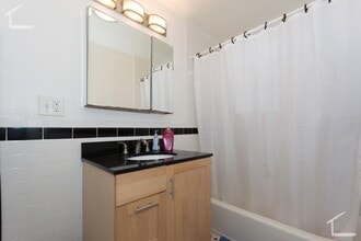 15 St Lukes Rd in Boston, MA - Foto de edificio - Building Photo