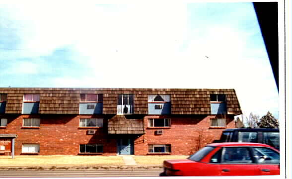 Federal Square Apartments in Denver, CO - Building Photo - Building Photo