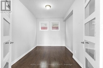 3532 River Run Ave in Ottawa, ON - Building Photo - Building Photo