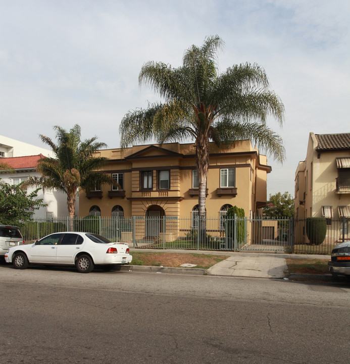 226-228 S Alexandria Ave in Los Angeles, CA - Building Photo