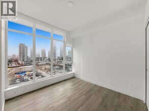 2288 Alpha Ave in Burnaby, BC - Building Photo - Building Photo