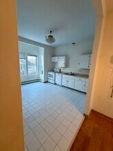 119 Highland St, Unit 1 (2BR) in Portland, ME - Building Photo - Building Photo
