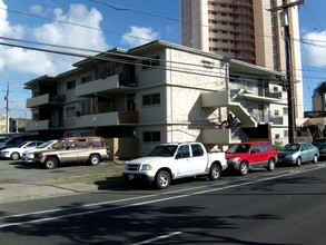 611 University Ave in Honolulu, HI - Building Photo - Building Photo