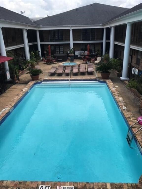 property at 2507 Montrose Blvd