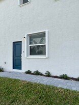 29021 SW 163rd Ct, Unit Brand new apartment in Homestead, FL - Building Photo