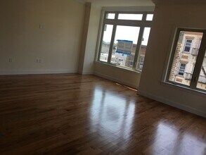 194 Parkhurst St in Newark, NJ - Building Photo - Building Photo