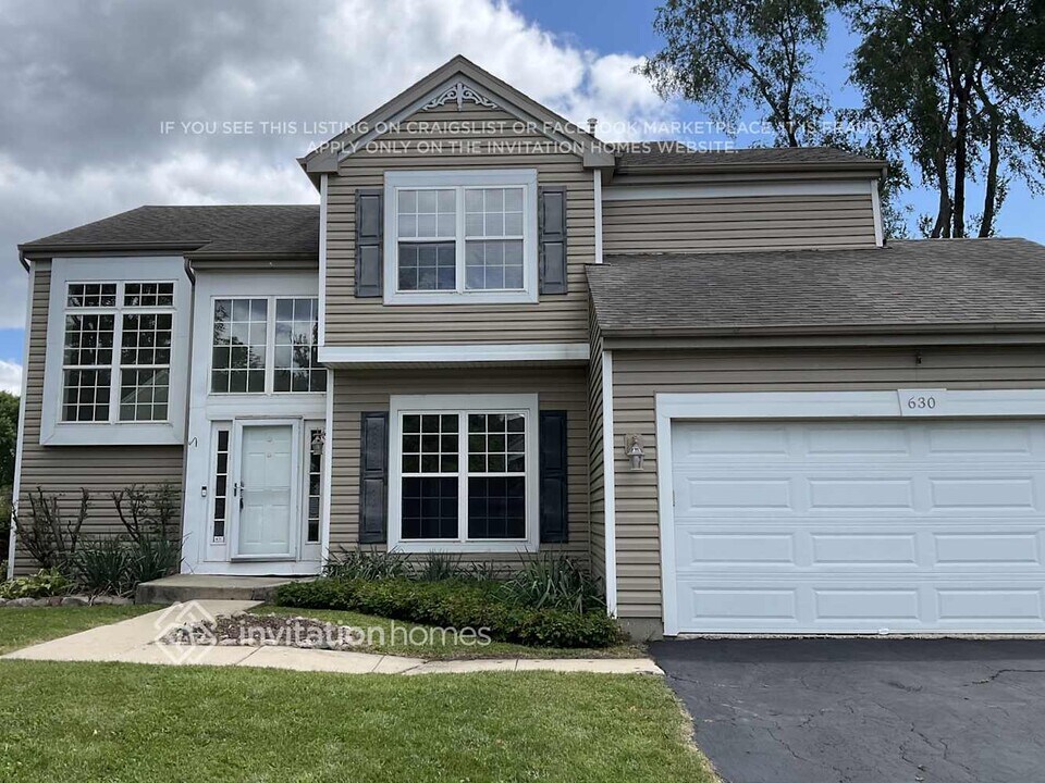 630 David St in Lake In The Hills, IL - Building Photo