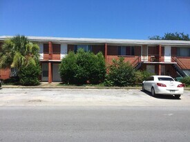 201 Taylor St in Fort Walton Beach, FL - Building Photo