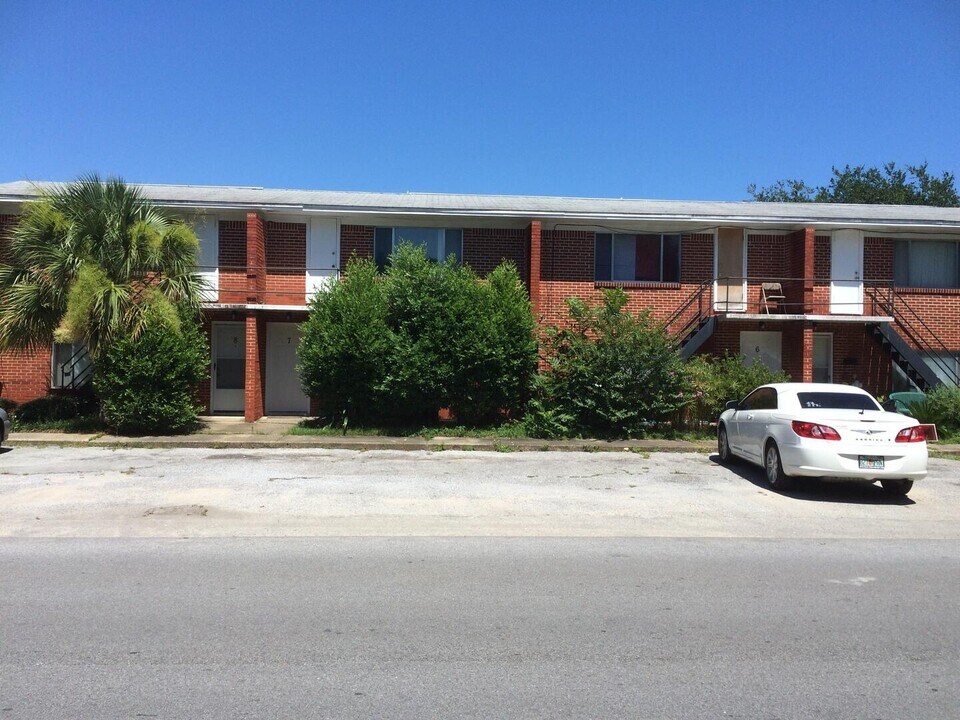 201 Taylor St in Fort Walton Beach, FL - Building Photo