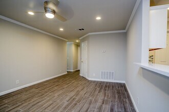 319 Abamillo Ct in Hutto, TX - Building Photo - Building Photo